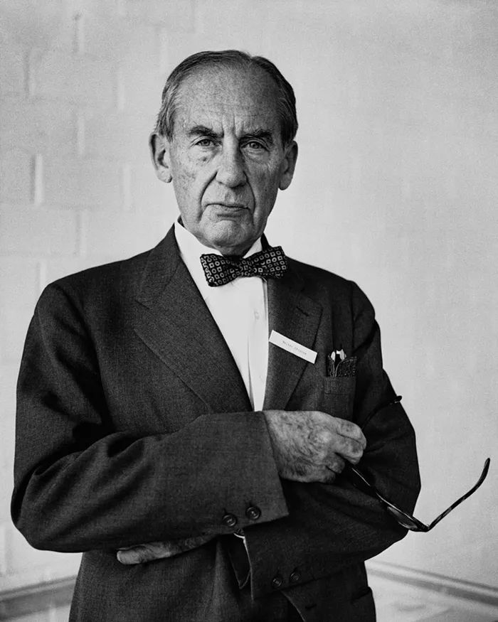 4月1日包豪斯建校100年,5个数字带你寻踪现代主义设计