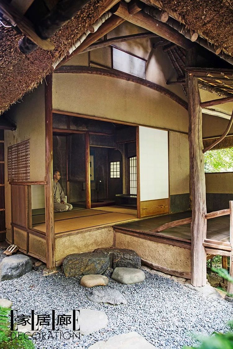 江户时代  德川幕府统治地位稳固,这使得大名阶层开始兴起造园的"攀比