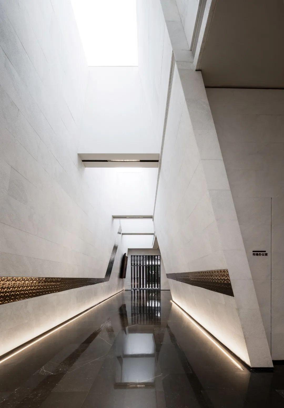 超强表现力的极简空间诠释艺术解构主义丨enjoydesign